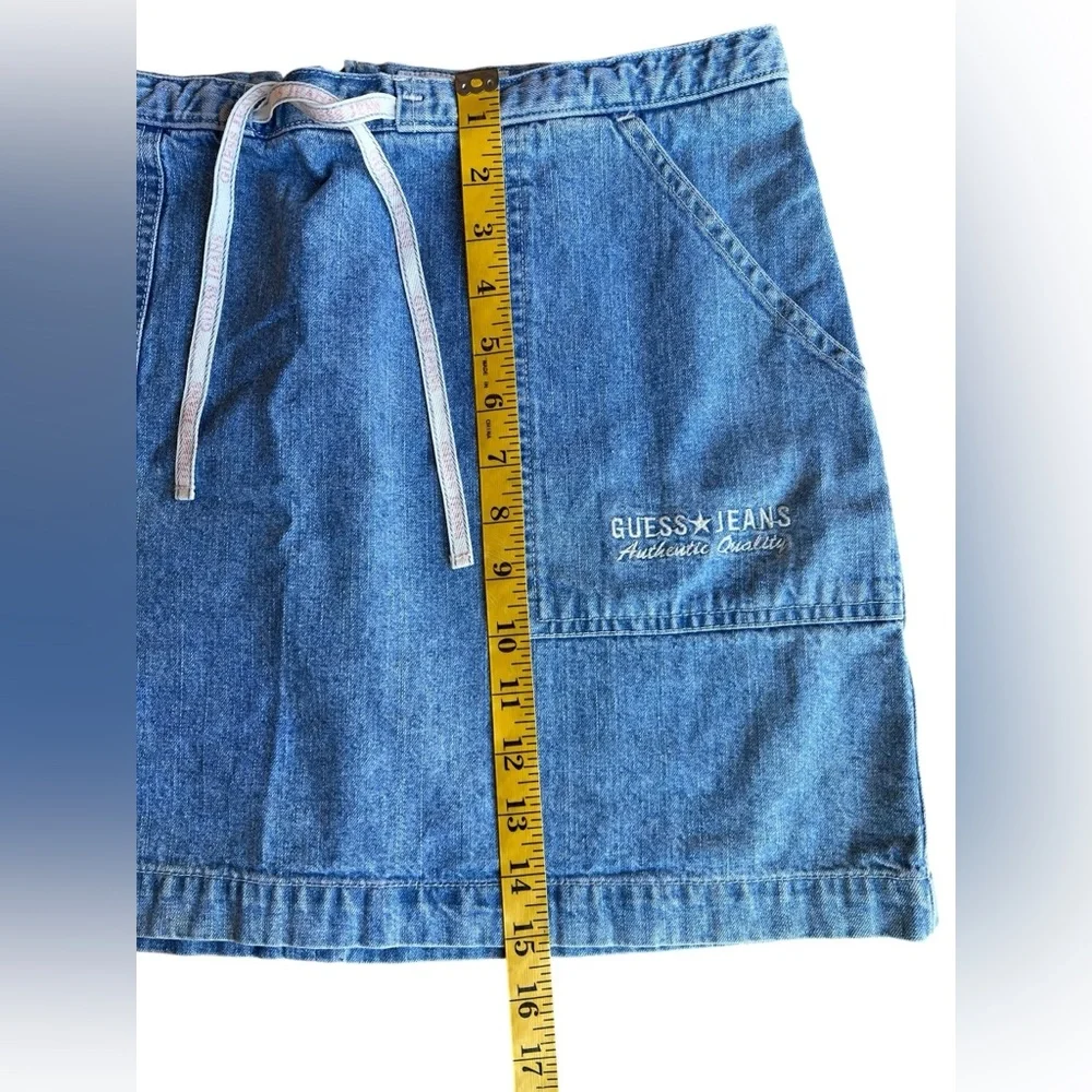 VTG GUESS Y2K 90s Denim Mini Skirt Embroidered Logo Made in Mexico Sz M Retro